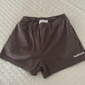 Talentless shorts taupe